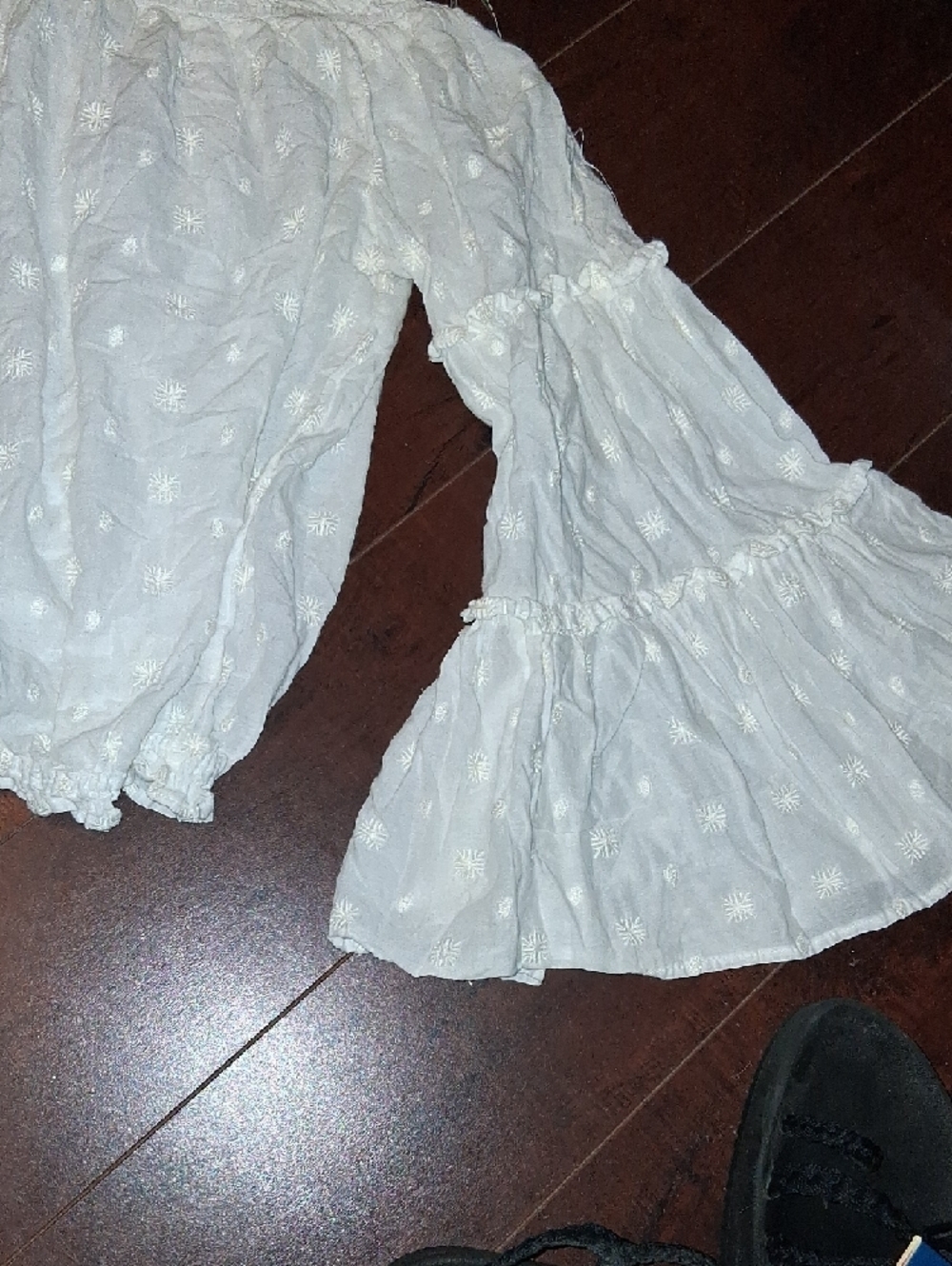 Zara Cream Off-the-Shoulder Textured Floral Blouse - Picture 3 of 4